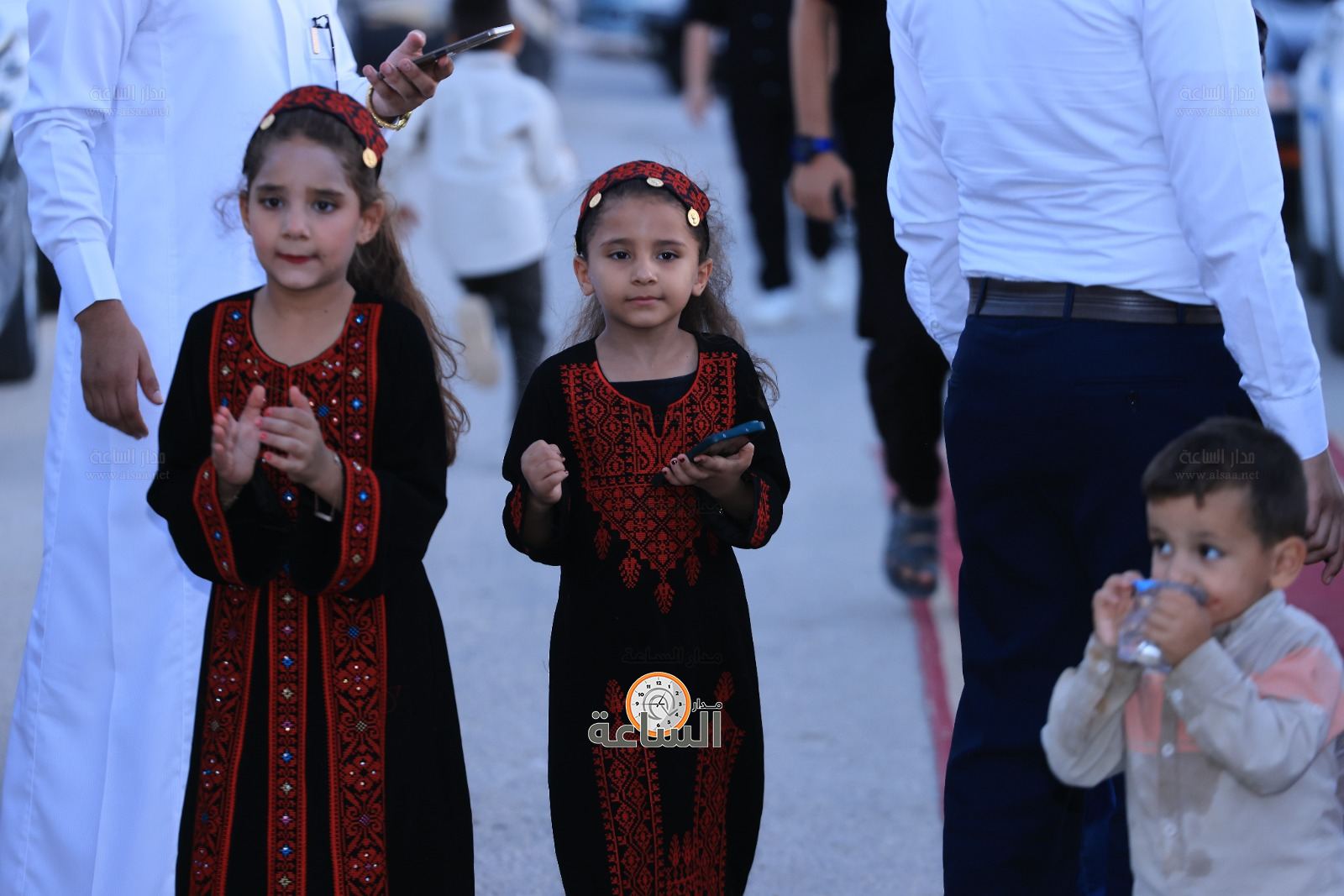 Madar Al-Saa Images 0.33322286068464047