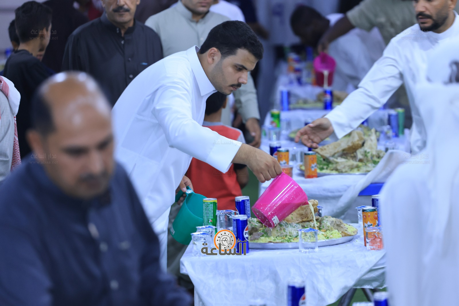 Madar Al-Saa Images 0.585417992804071