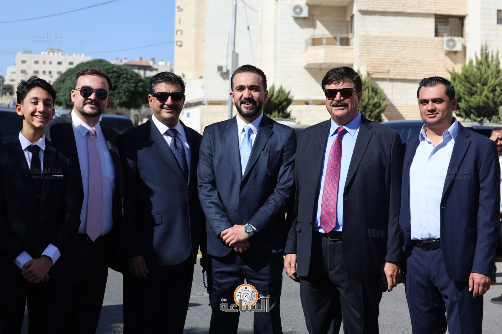 Madar Al-Saa Images 0.6111135416778083