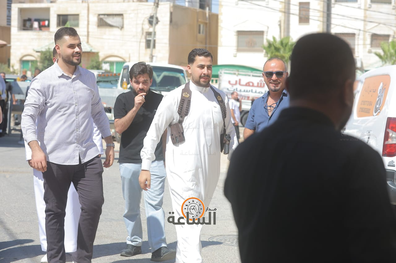 Madar Al-Saa Images 0.2949562569935269