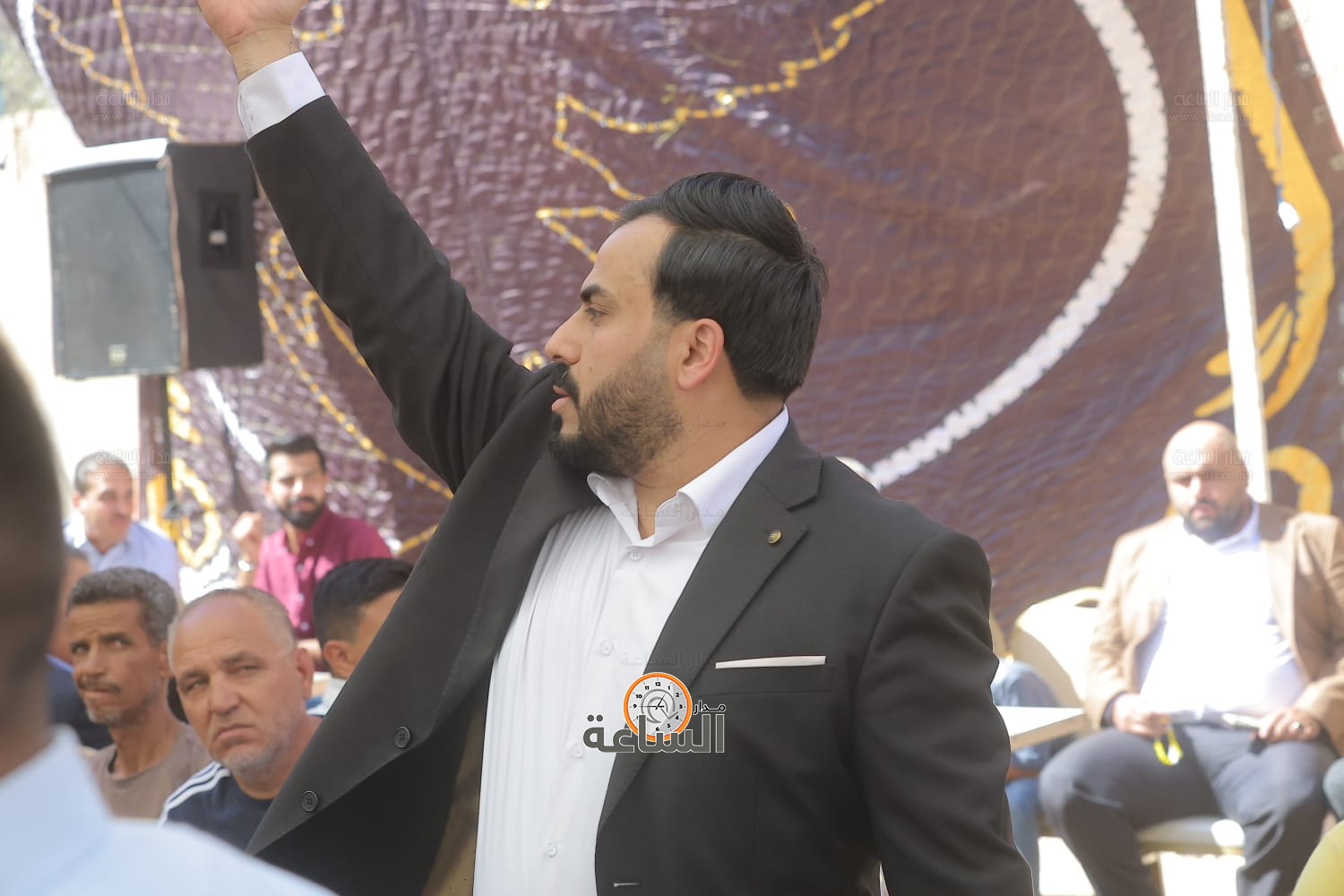 Madar Al-Saa Images 0.34452199288394214