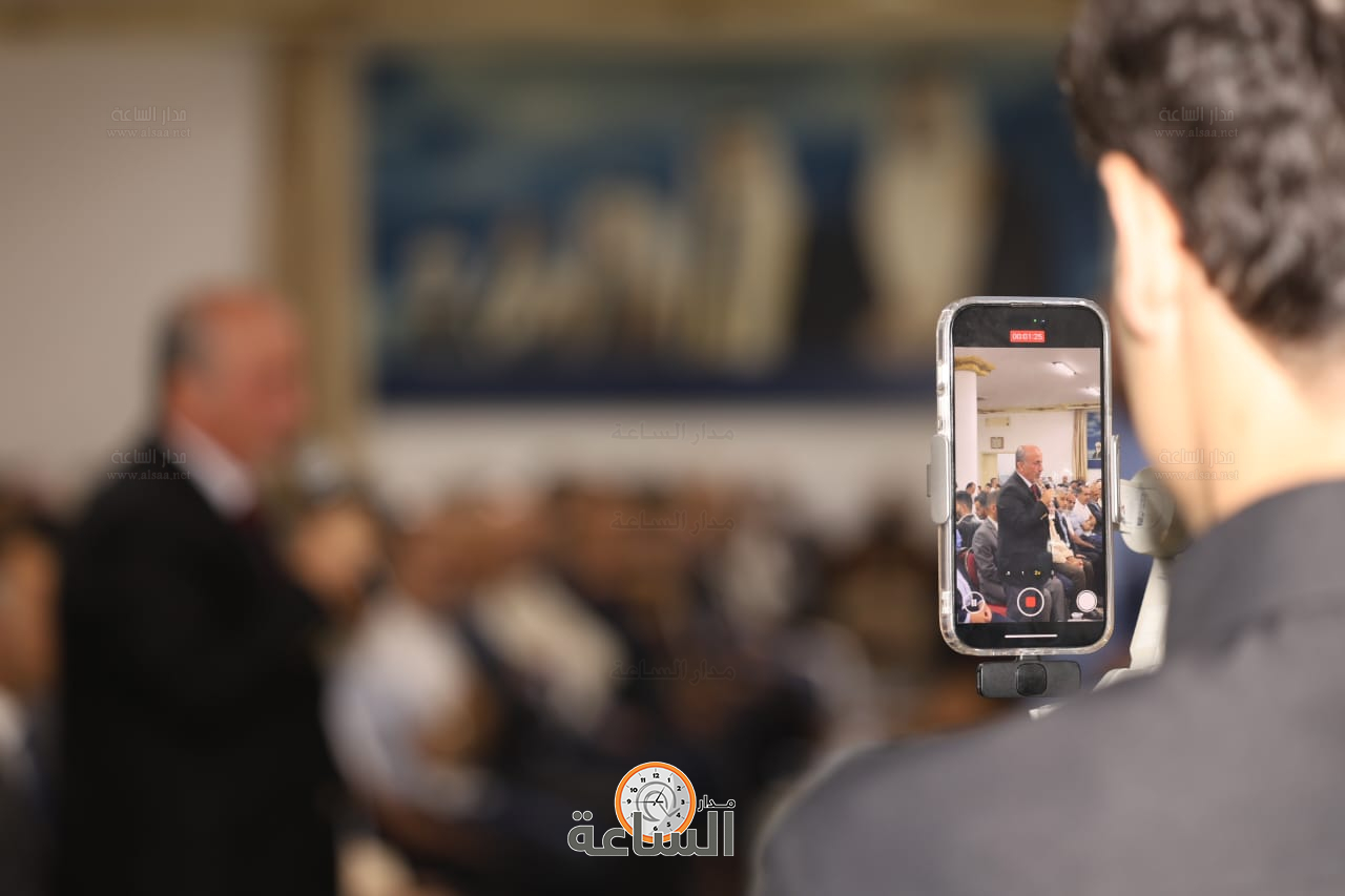 Madar Al-Saa Images 0.35338363477720014