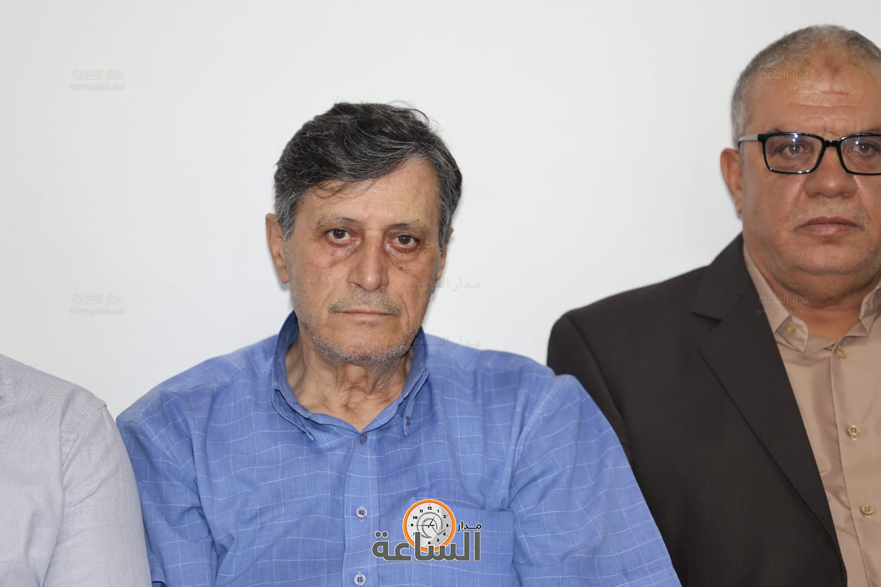 Madar Al-Saa Images 0.4218113454338247