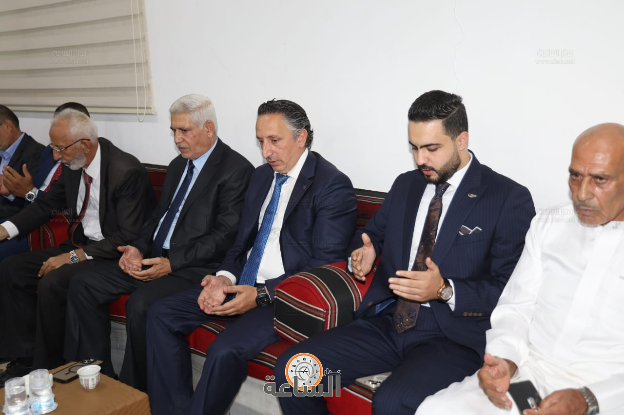 Madar Al-Saa Images 0.30902722538239225