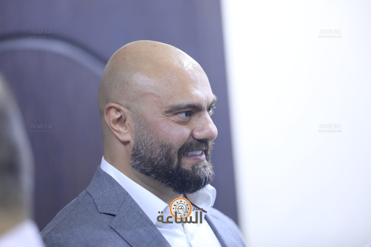 Madar Al-Saa Images 0.3585192218279125