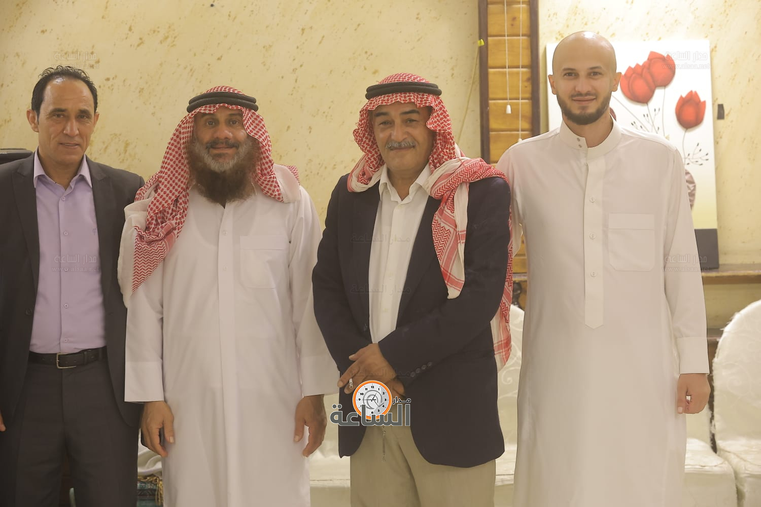 Madar Al-Saa Images 0.4894882438404903