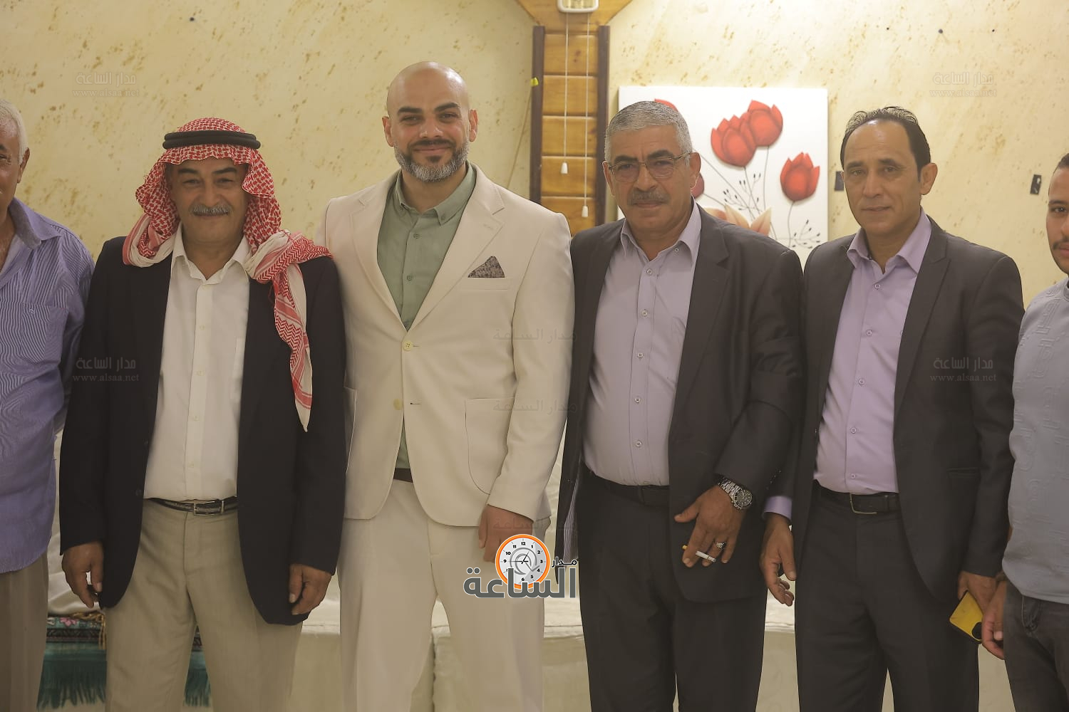 Madar Al-Saa Images 0.5889336973654282