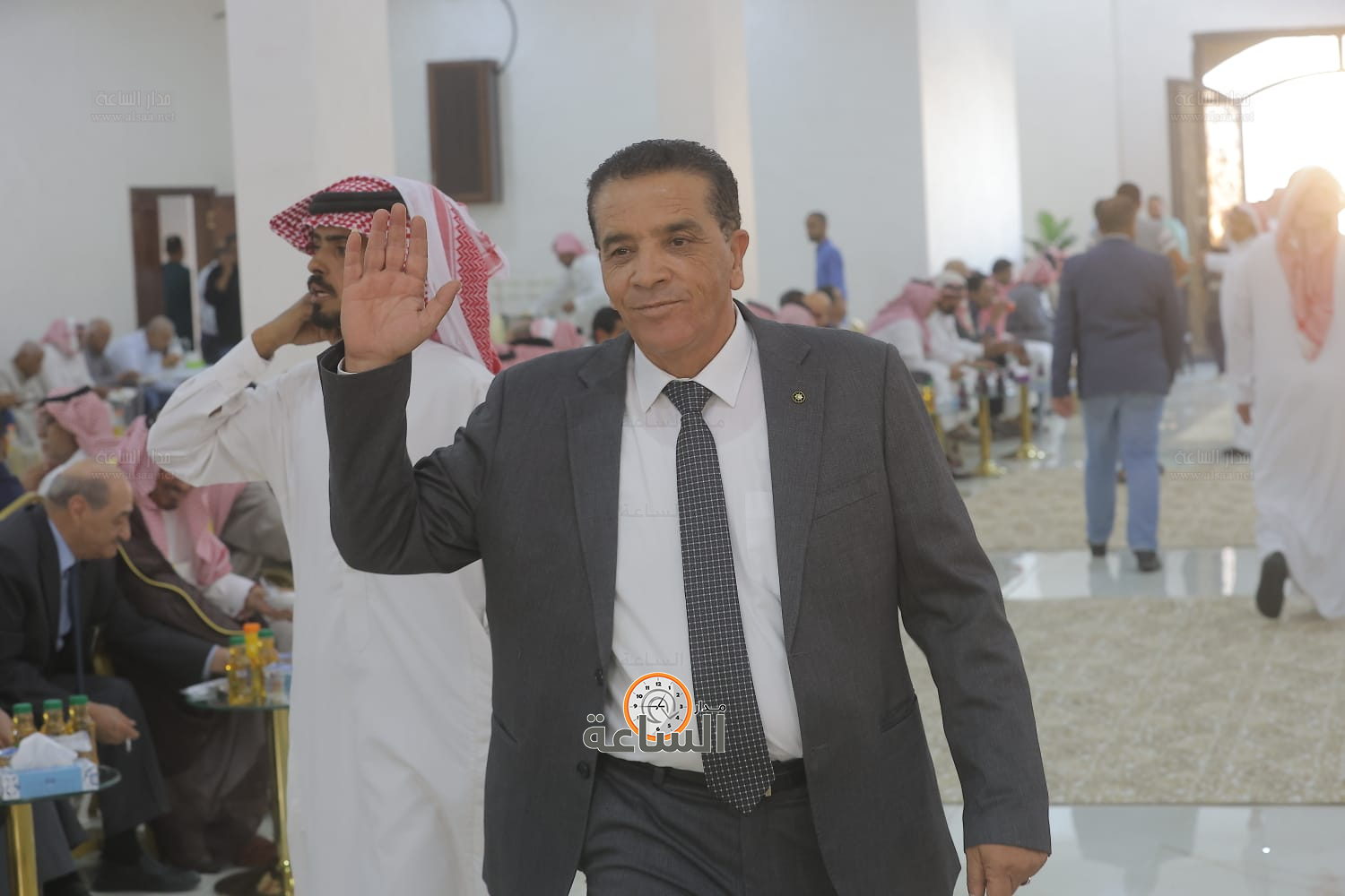 Madar Al-Saa Images 0.7357309965898639