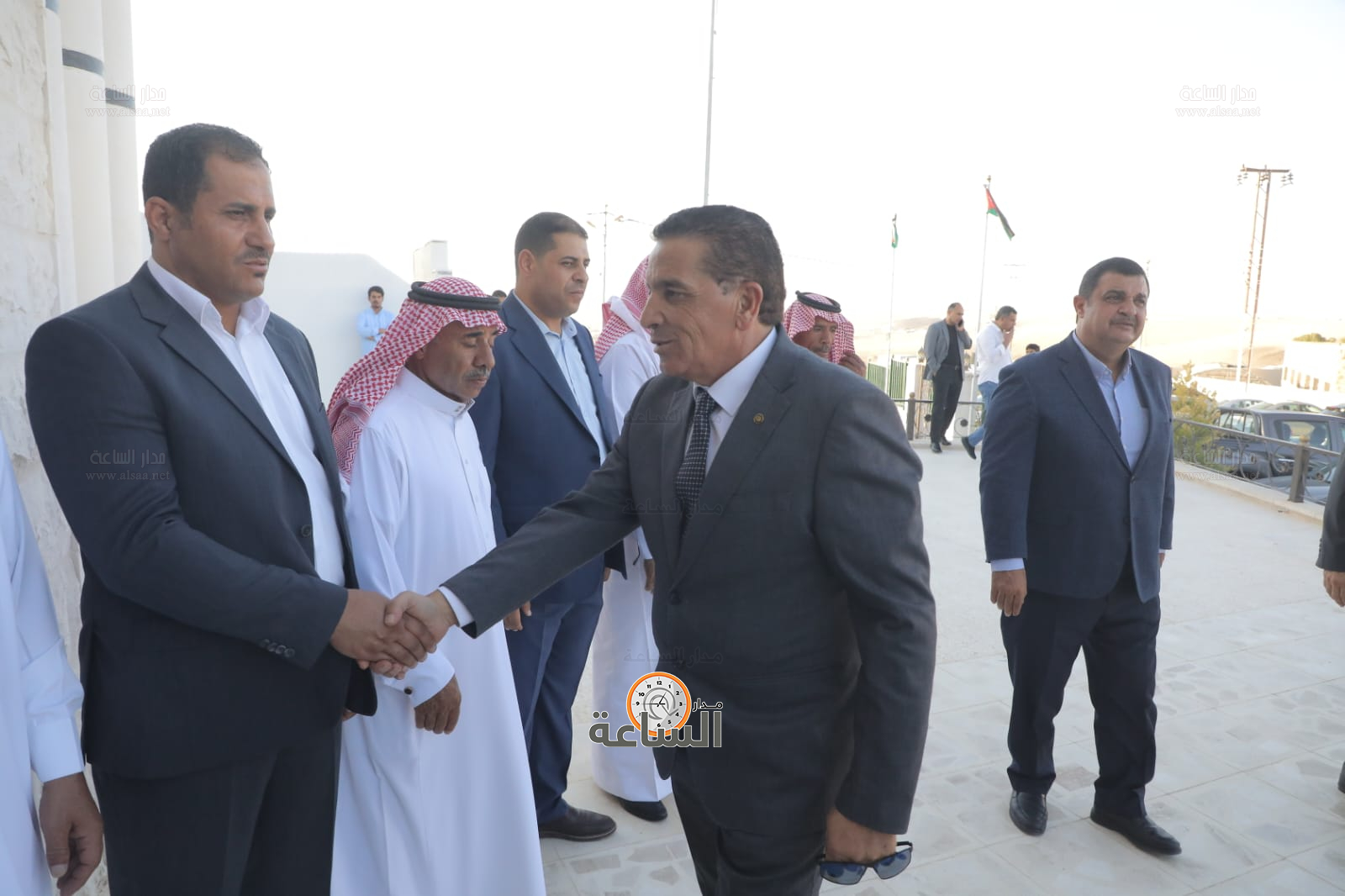 Madar Al-Saa Images 0.2999399301921595