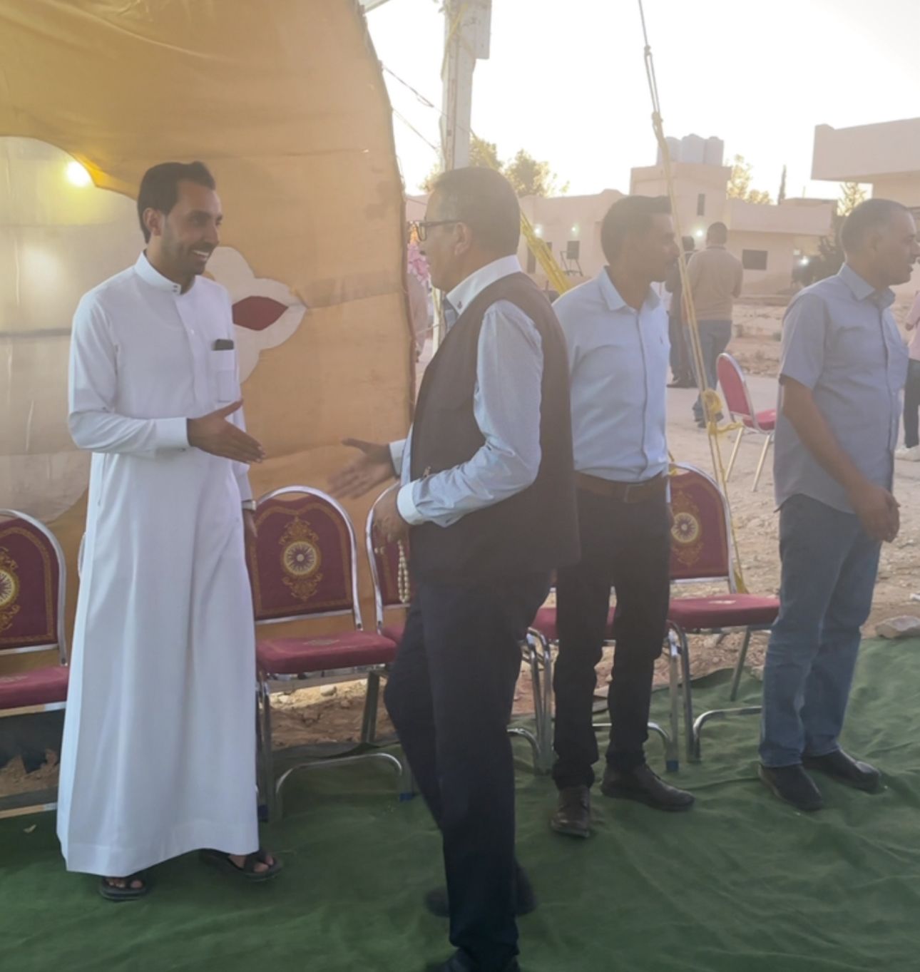 Madar Al-Saa Images 0.24346119999943683