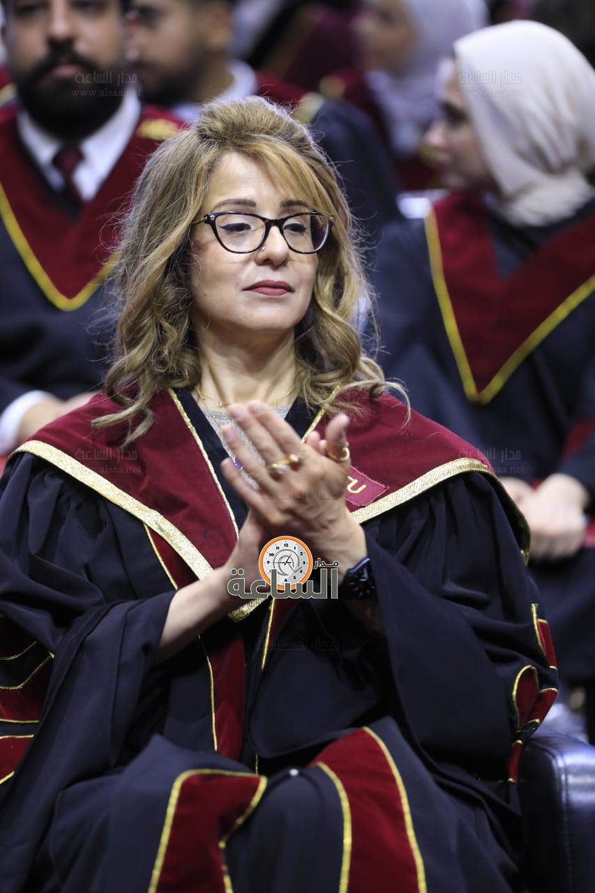 Madar Al-Saa Images 0.647863373259519