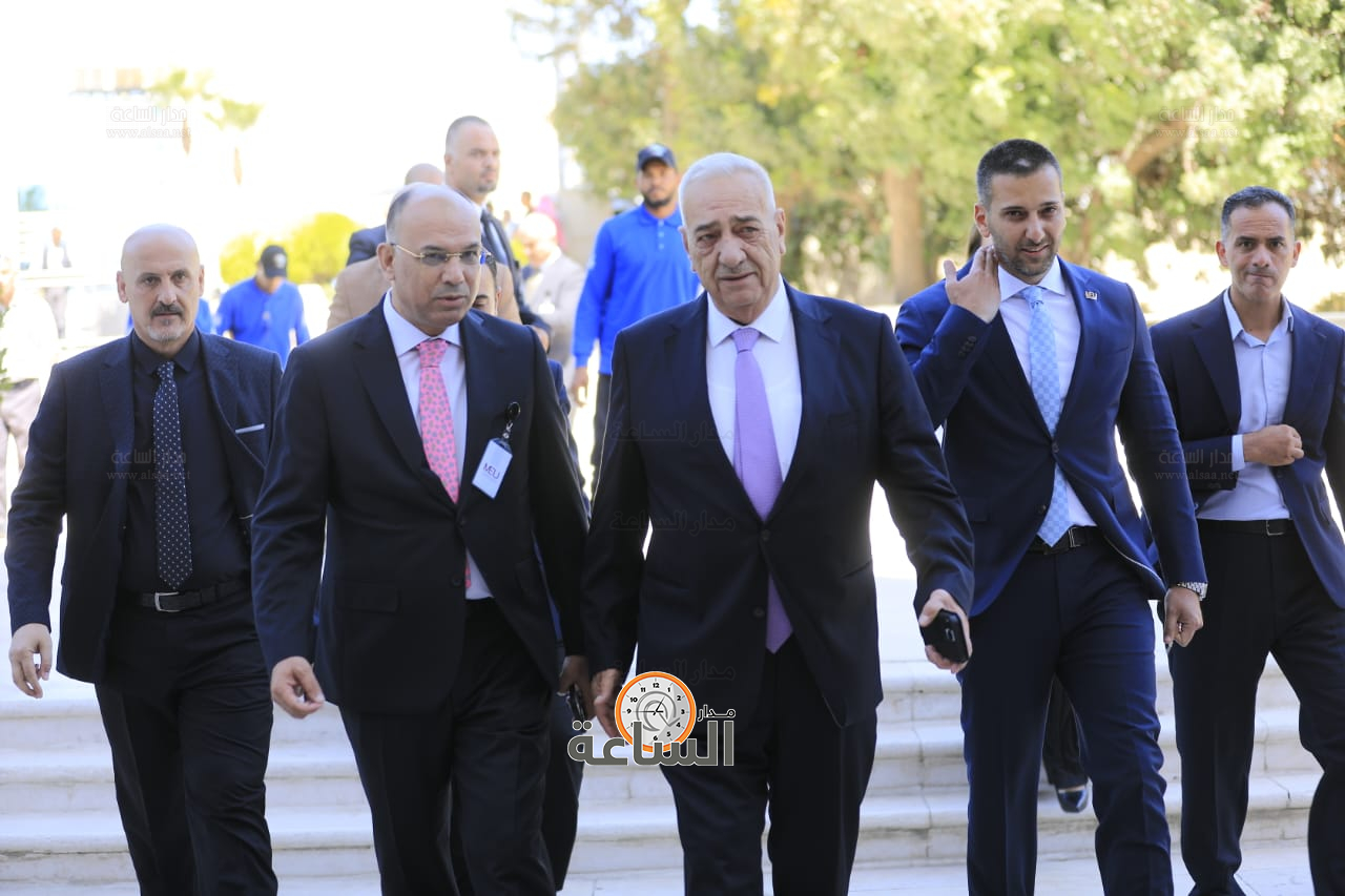 Madar Al-Saa Images 0.17183277849835044