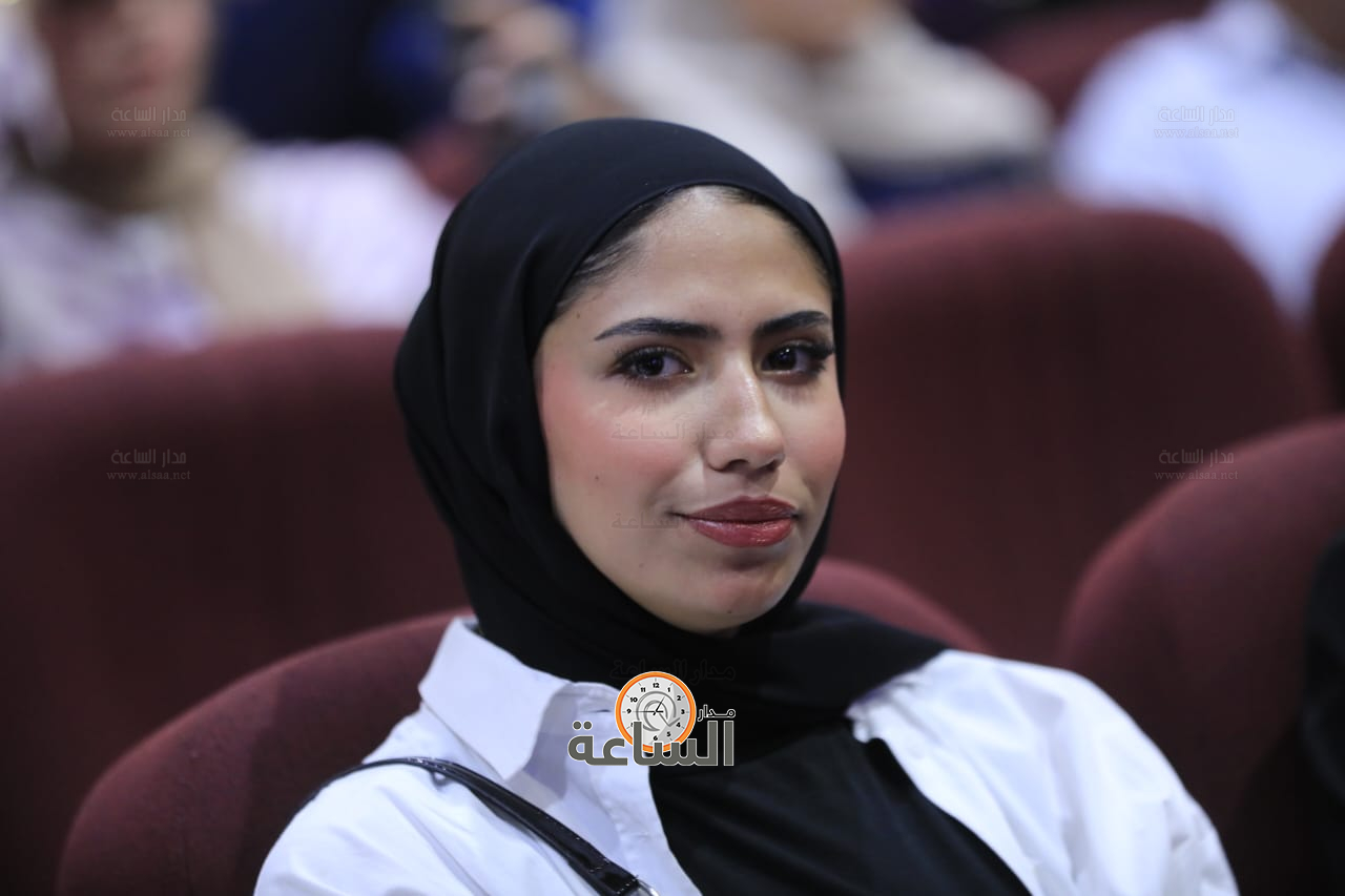 Madar Al-Saa Images 0.42551168607052325