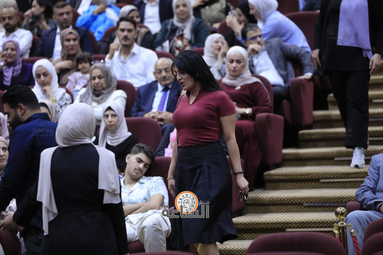 Madar Al-Saa Images 0.6898654484174279