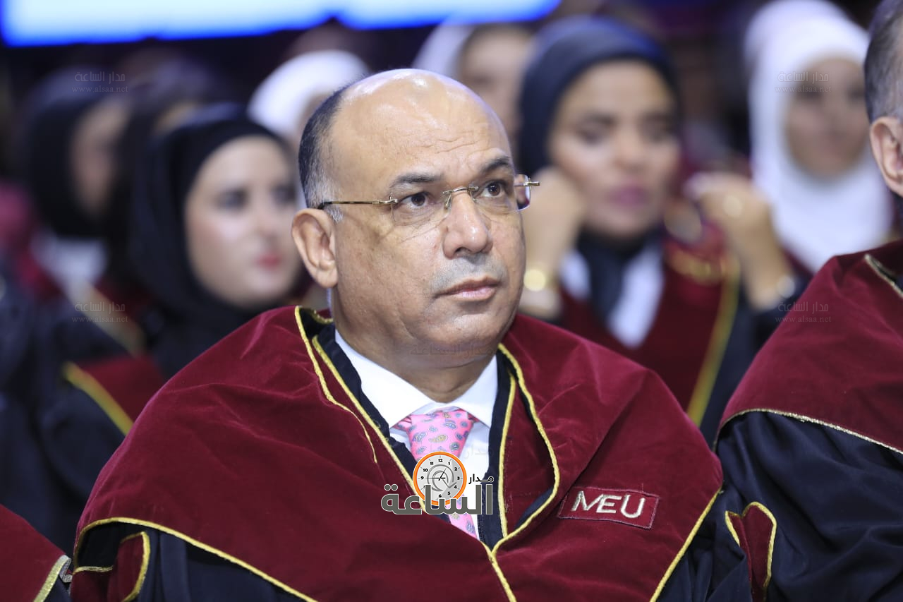 Madar Al-Saa Images 0.7458570311359761