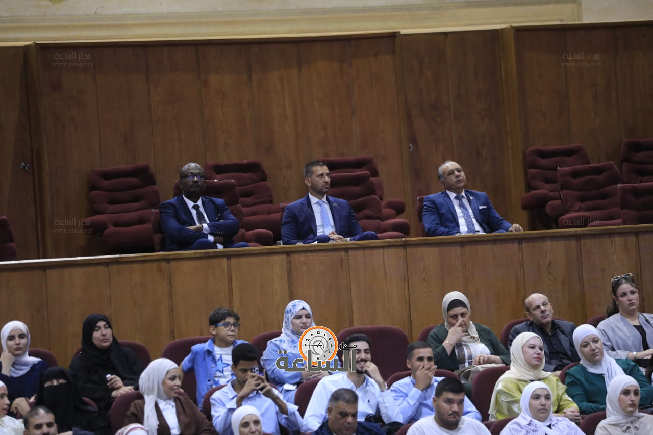 Madar Al-Saa Images 0.8760255705960781