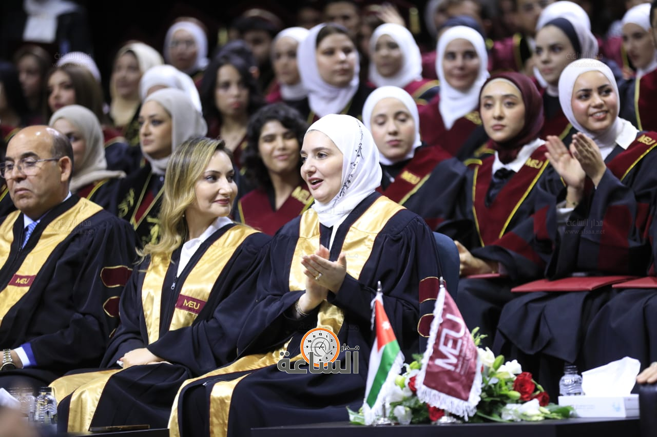 Madar Al-Saa Images 0.9868059727439192