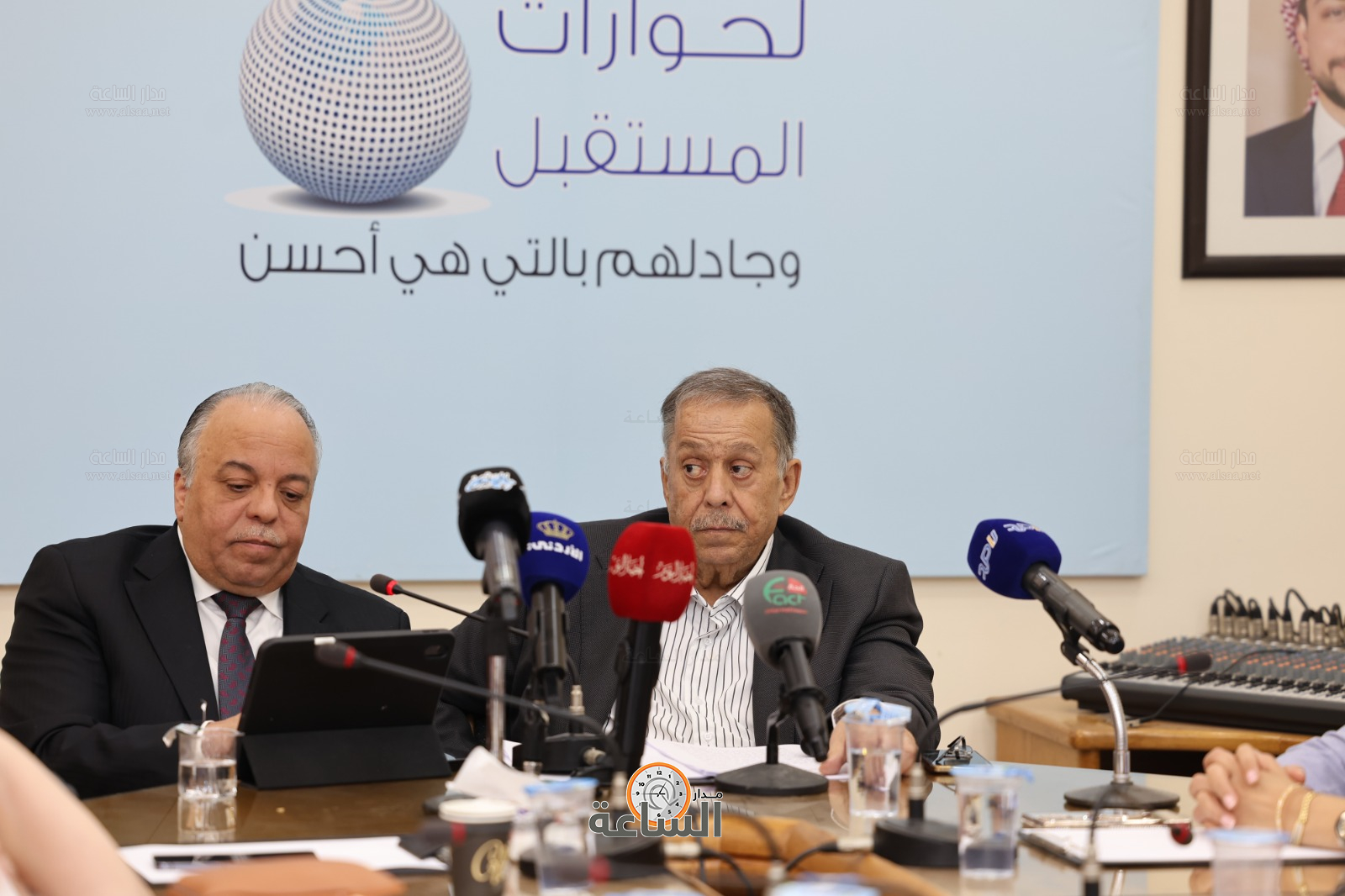 Madar Al-Saa Images 0.581945360708311