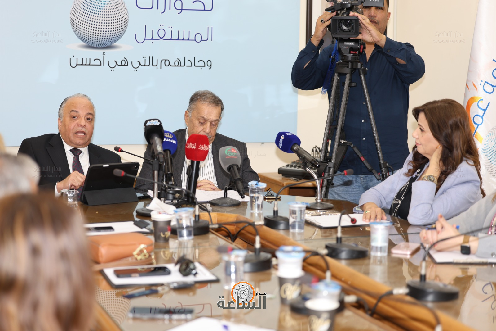 Madar Al-Saa Images 0.9467838933144836