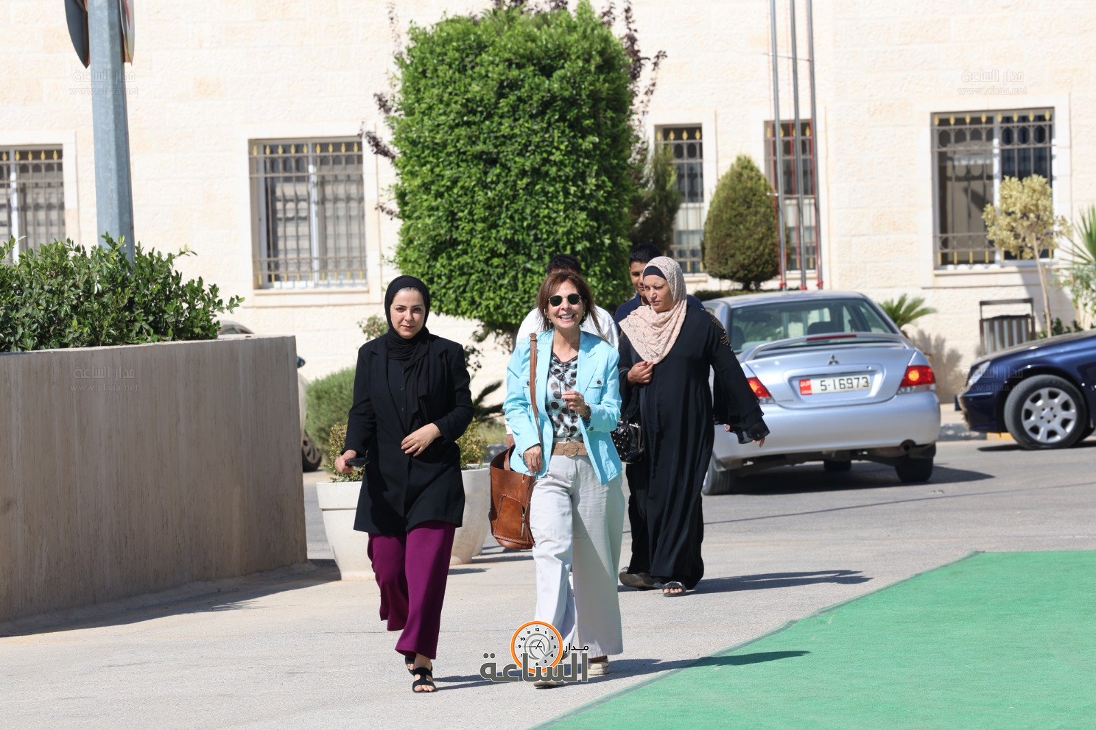 Madar Al-Saa Images 0.611494306335368