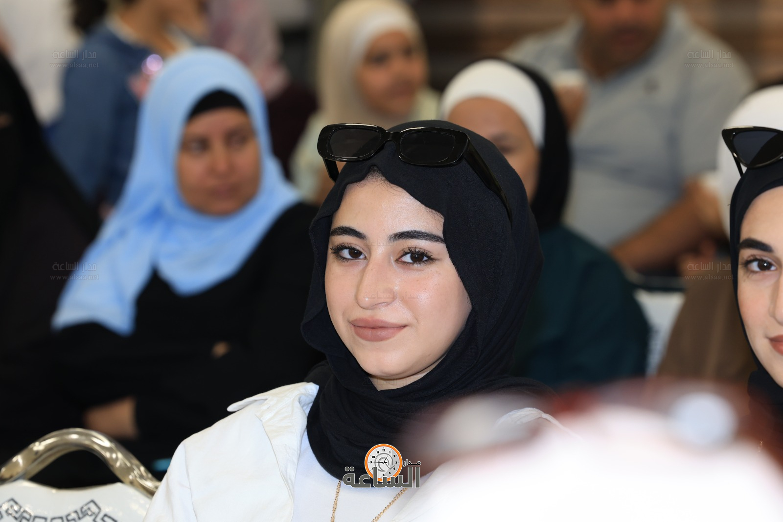 Madar Al-Saa Images 0.8735697054839618