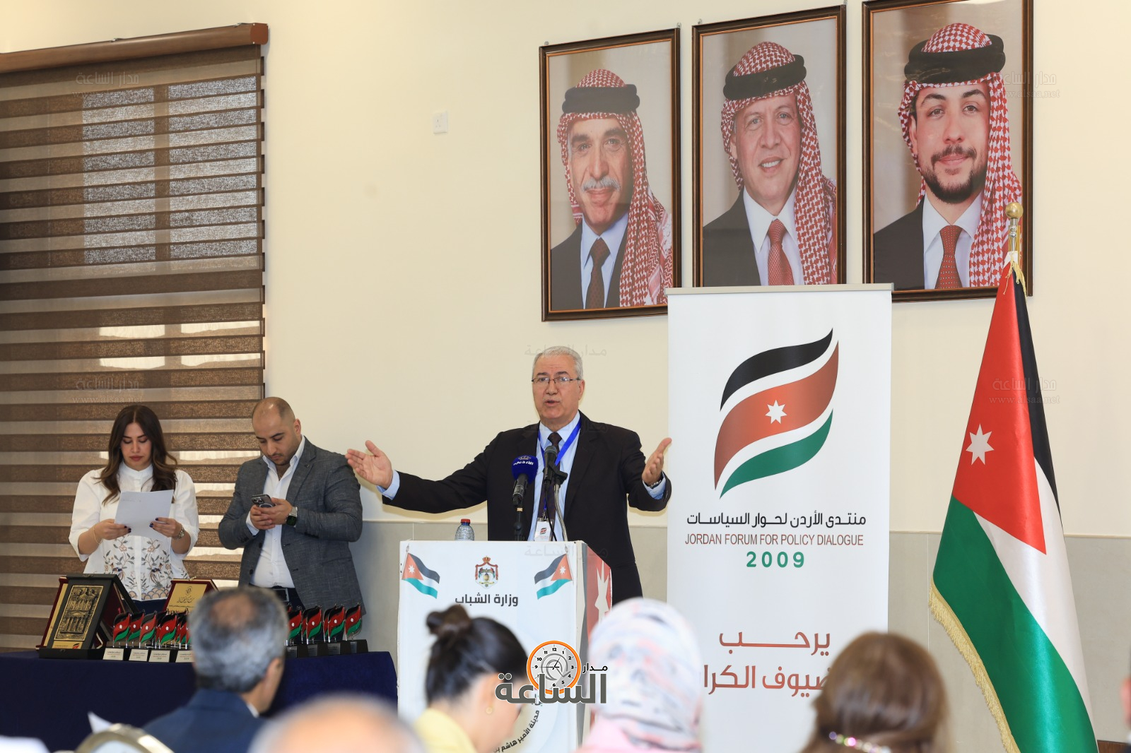 Madar Al-Saa Images 0.052380131489776716