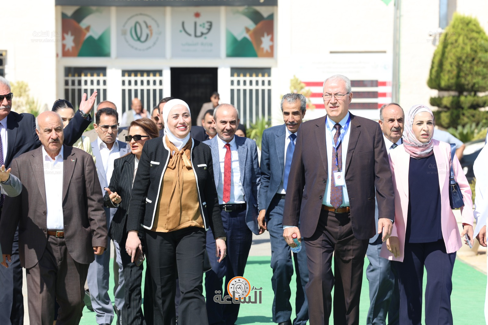 Madar Al-Saa Images 0.4653678904316456