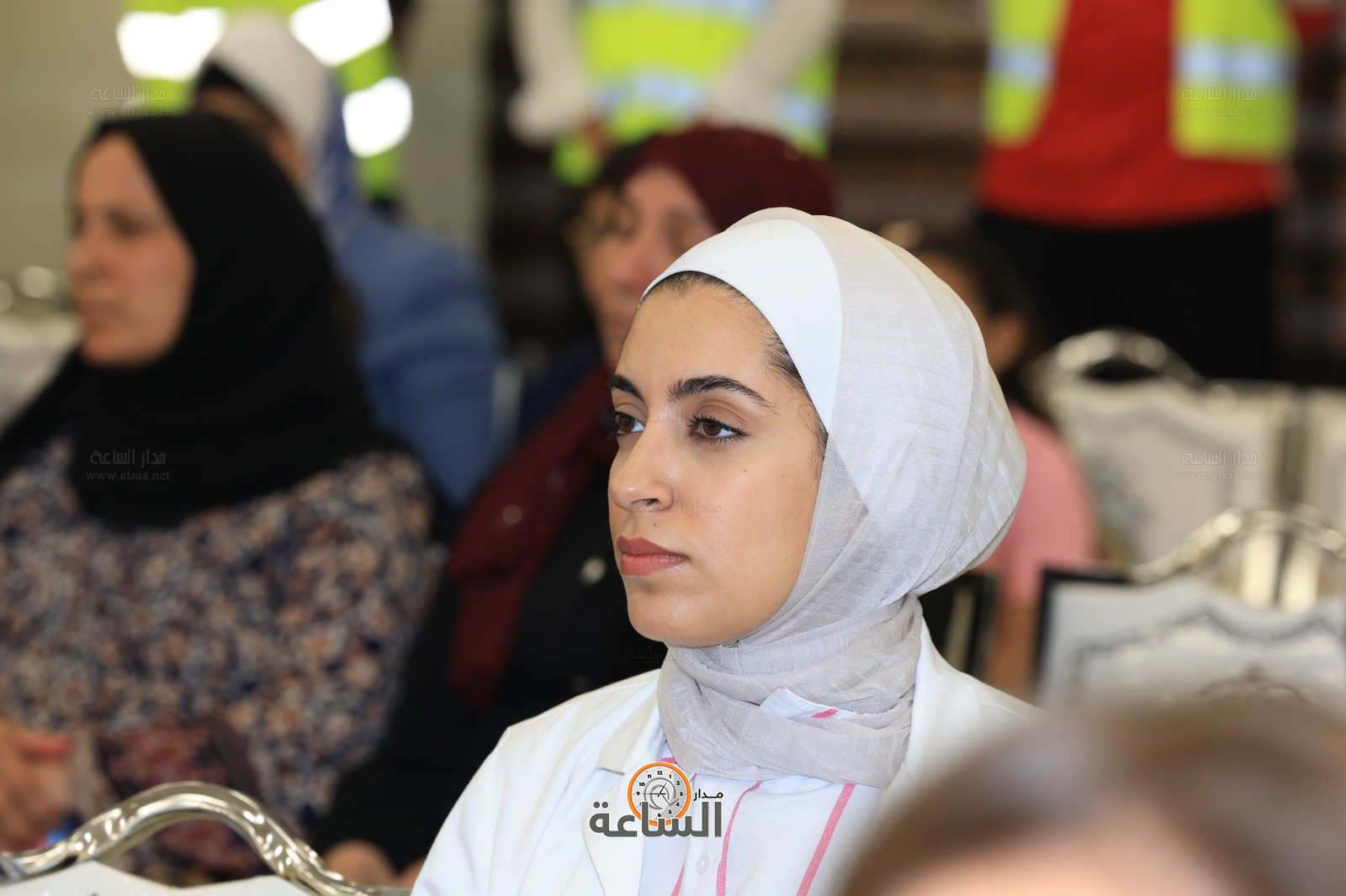 Madar Al-Saa Images 0.25551205548080735