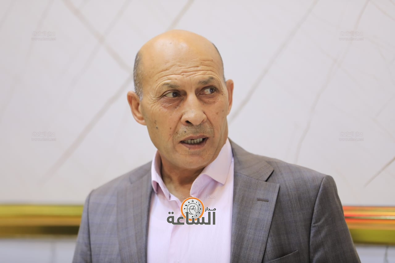 Madar Al-Saa Images 0.8702226632423047