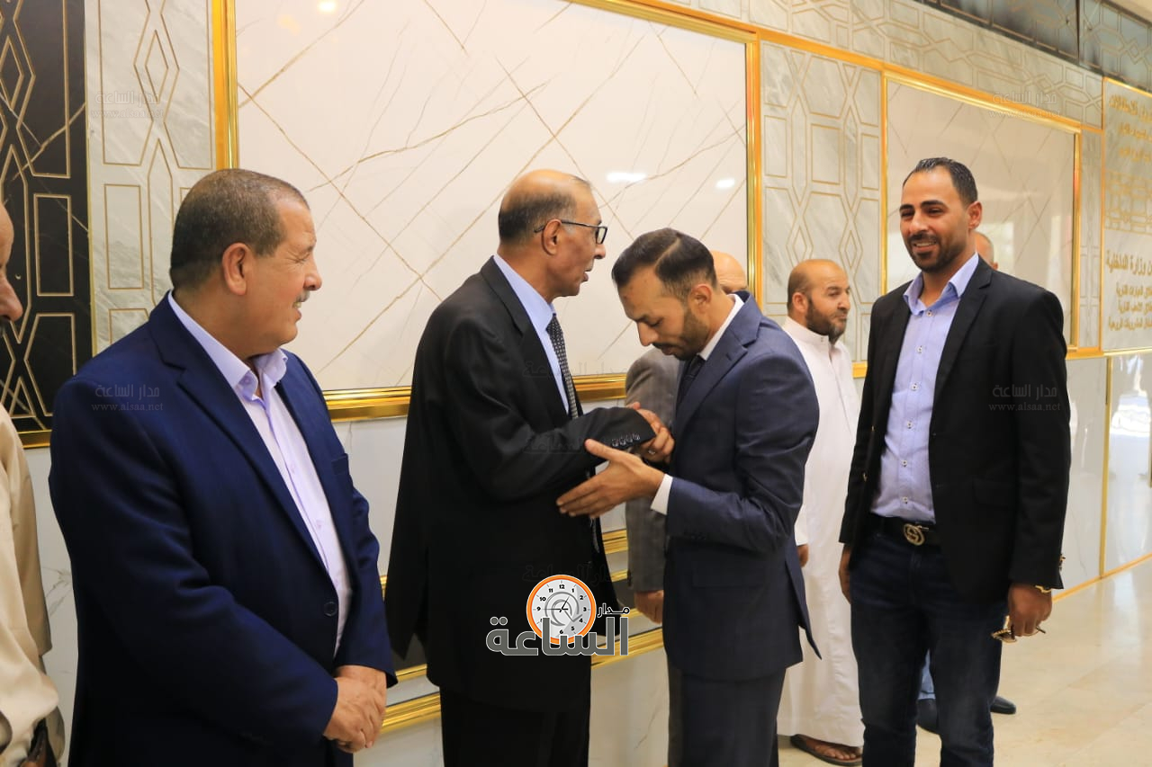 Madar Al-Saa Images 0.8518472783234908