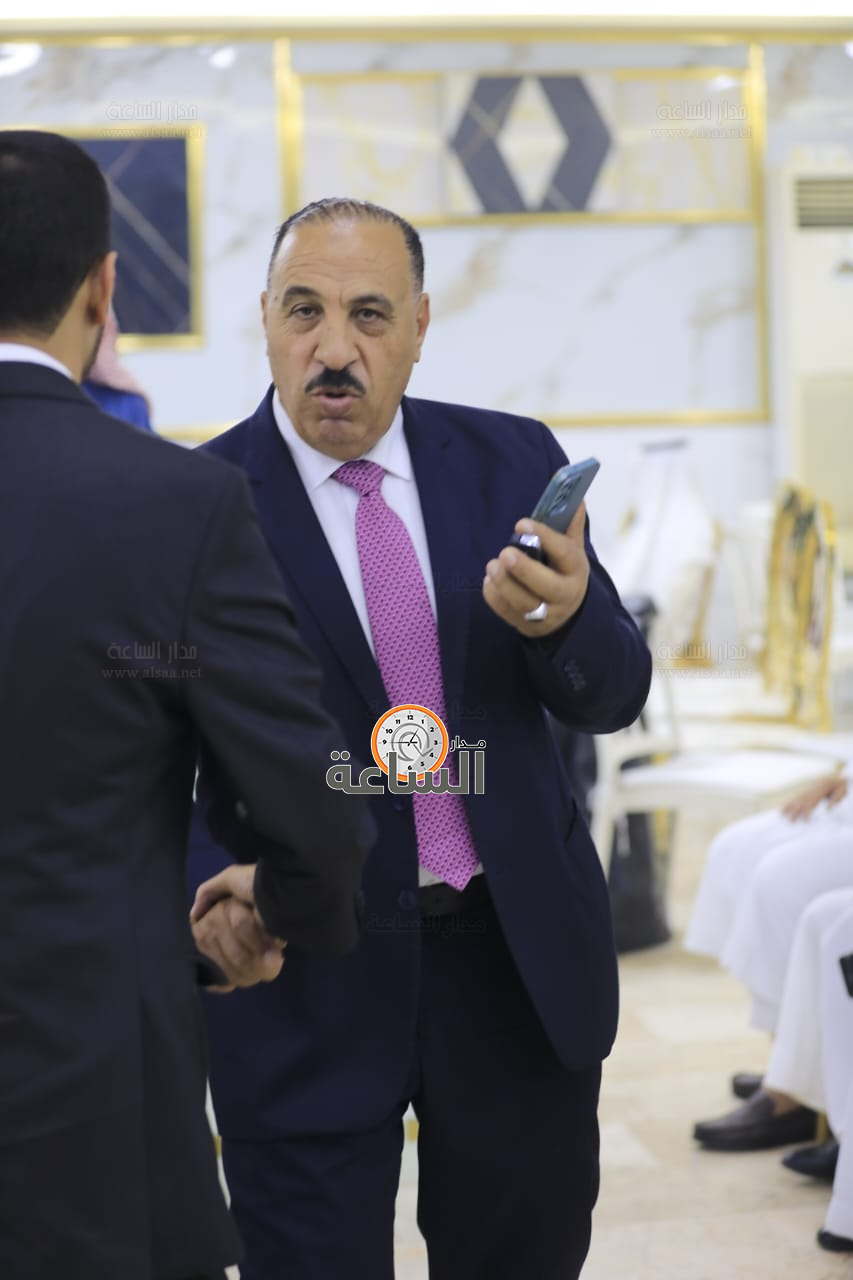 Madar Al-Saa Images 0.2717064703676392