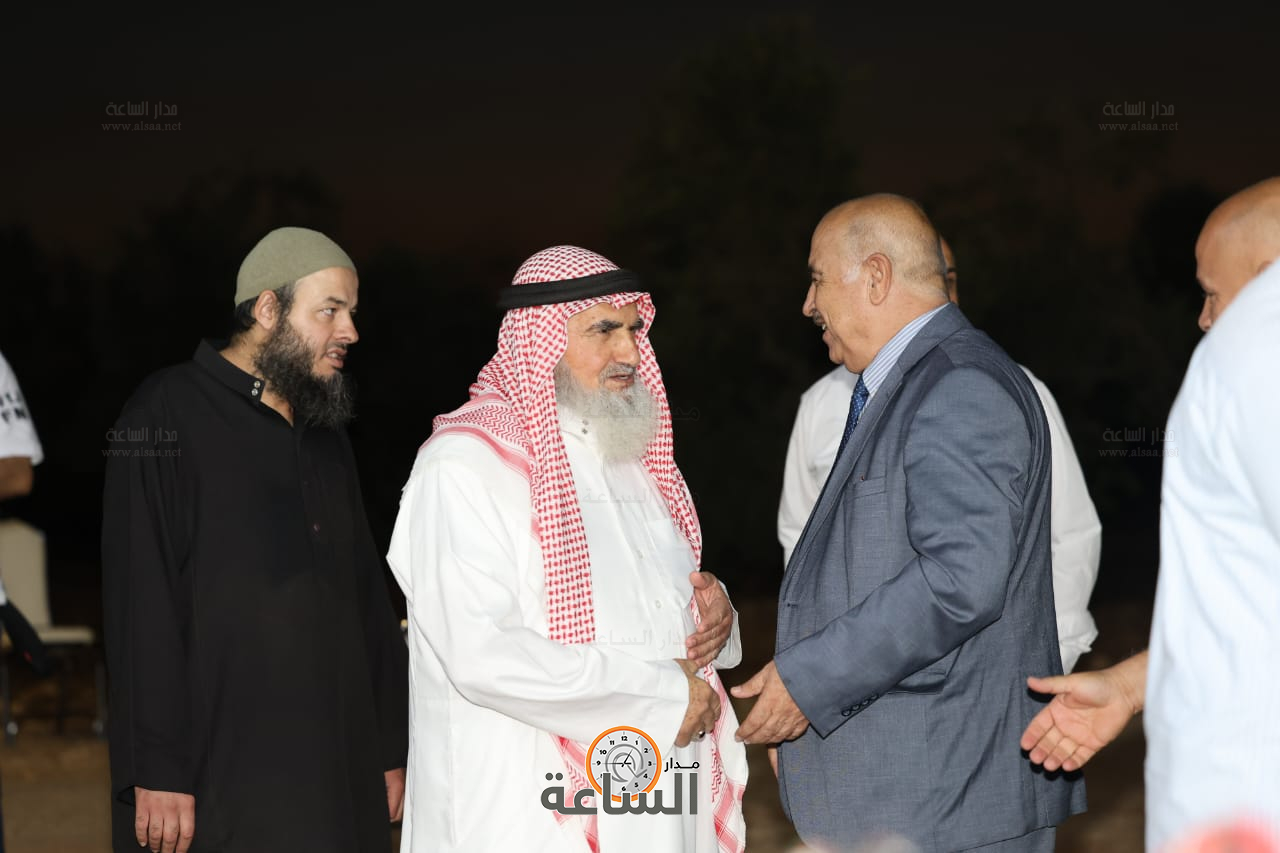 Madar Al-Saa Images 0.22283077880655167