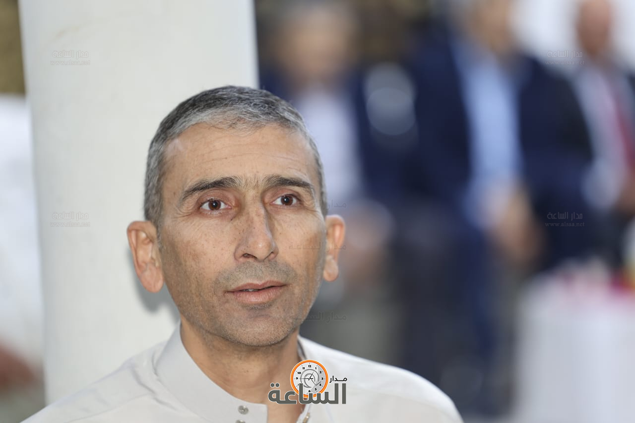 Madar Al-Saa Images 0.4208504644740213