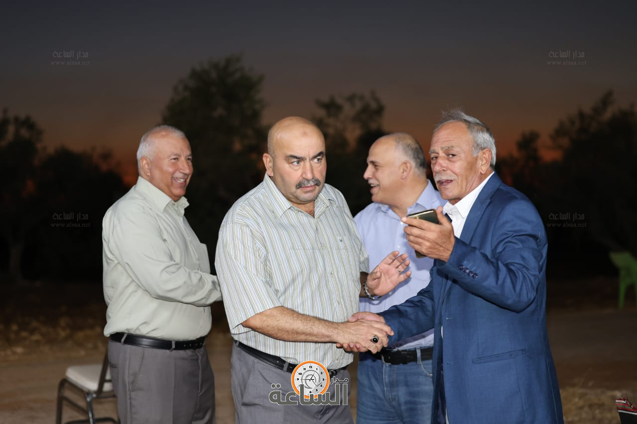 Madar Al-Saa Images 0.05616181361373562