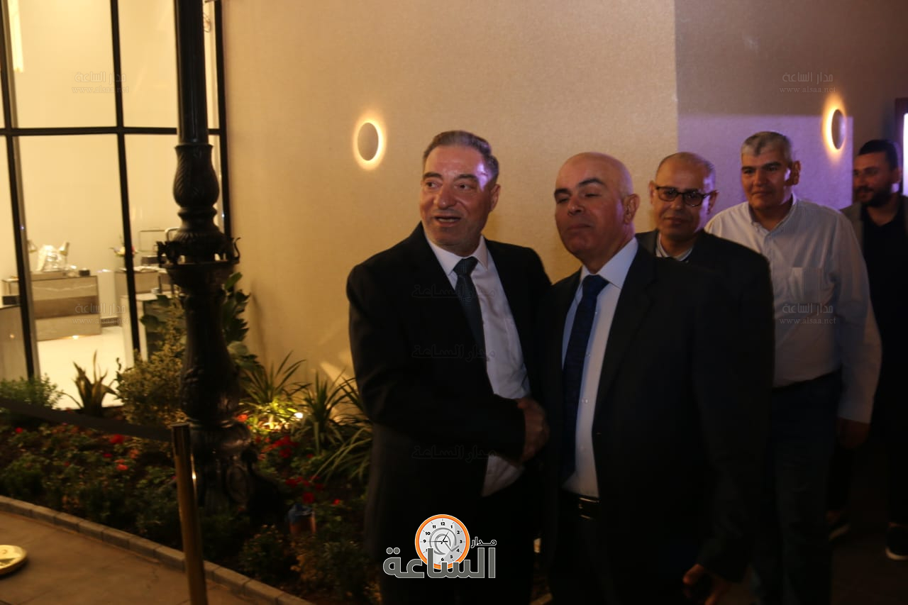 Madar Al-Saa Images 0.49165464202319364