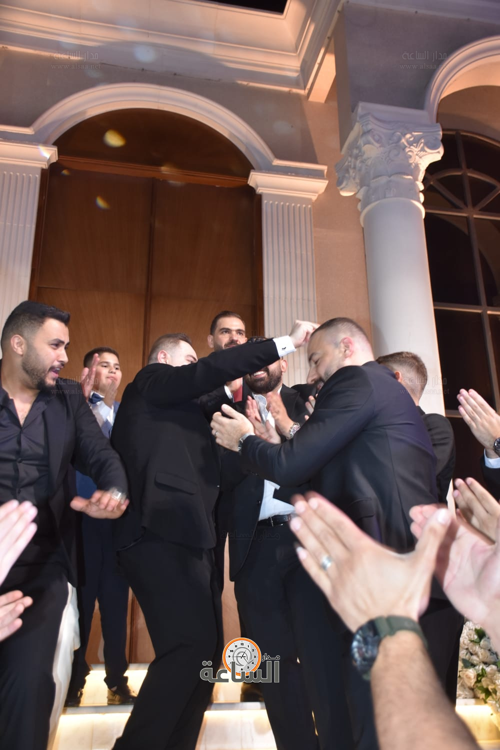 Madar Al-Saa Images 0.4547057594678503