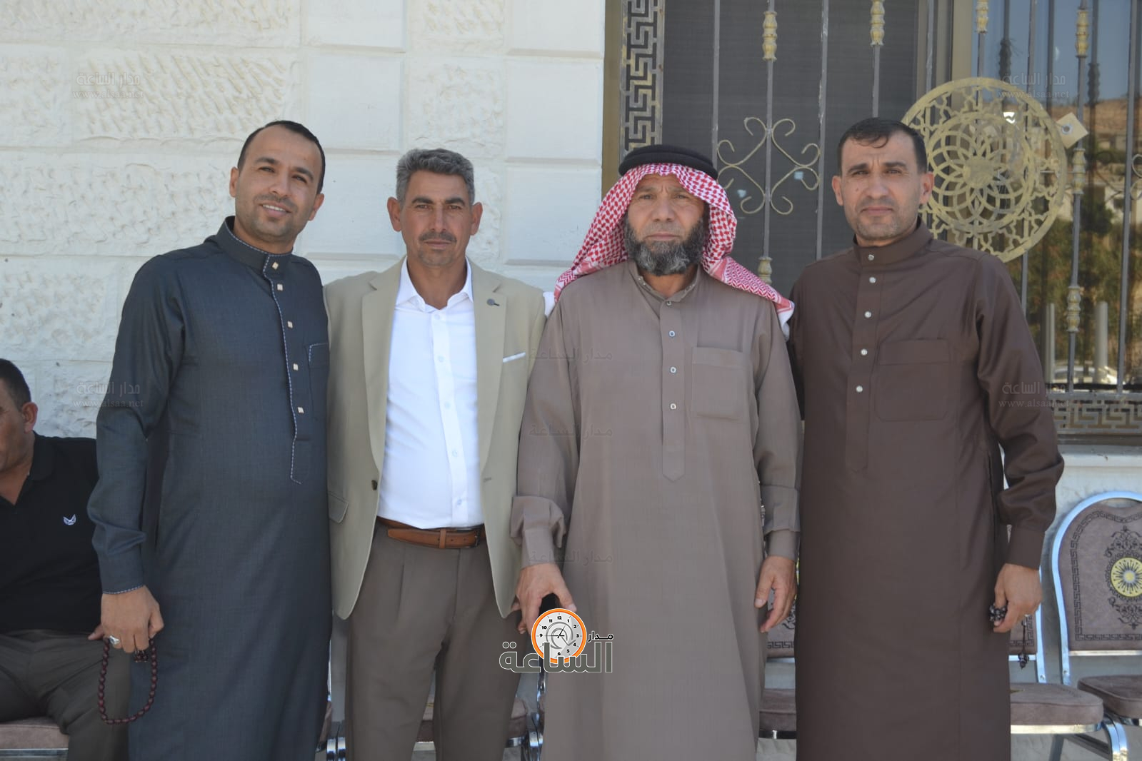 Madar Al-Saa Images 0.3850172150196386