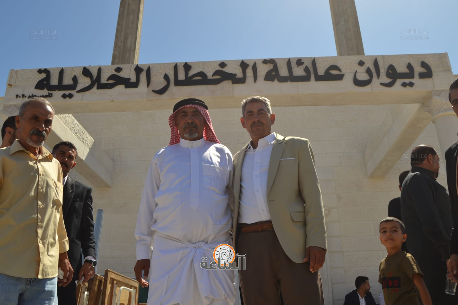 Madar Al-Saa Images 0.15250671501541035