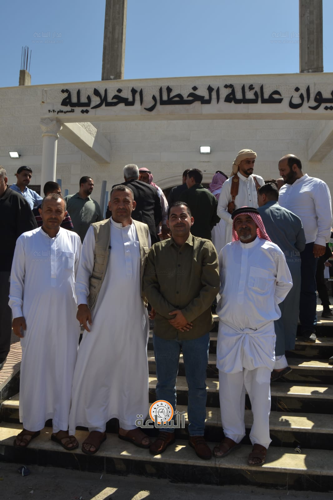 Madar Al-Saa Images 0.23396503684954217