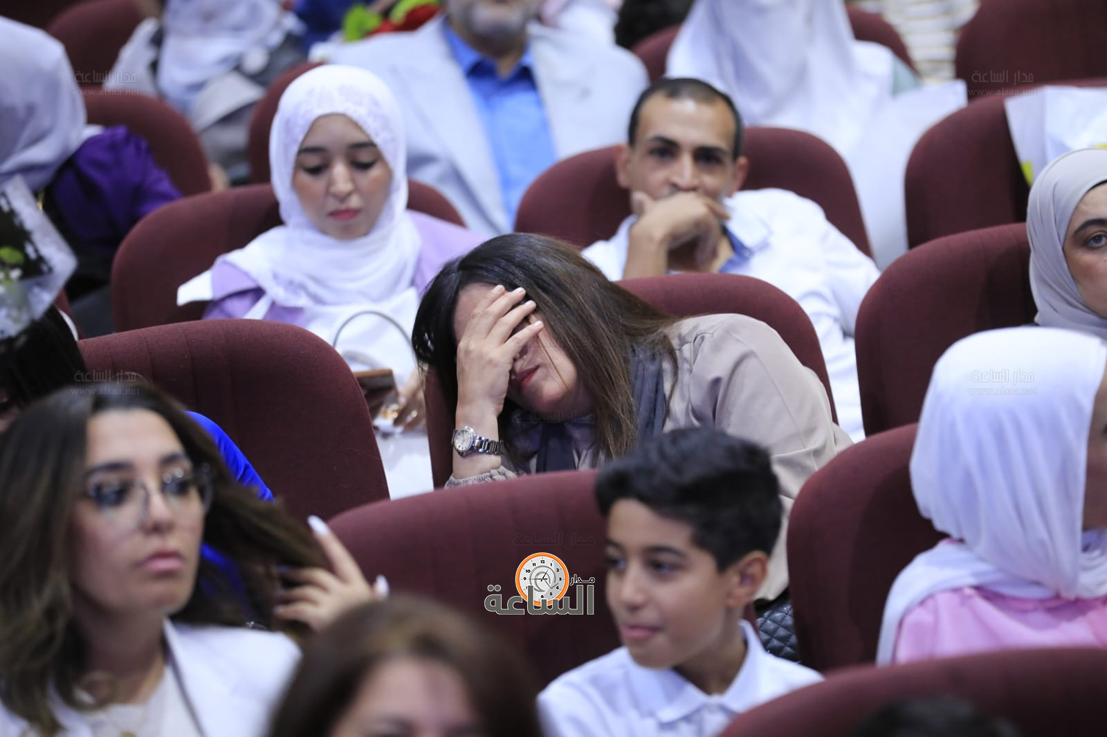 Madar Al-Saa Images 0.3217048329379594