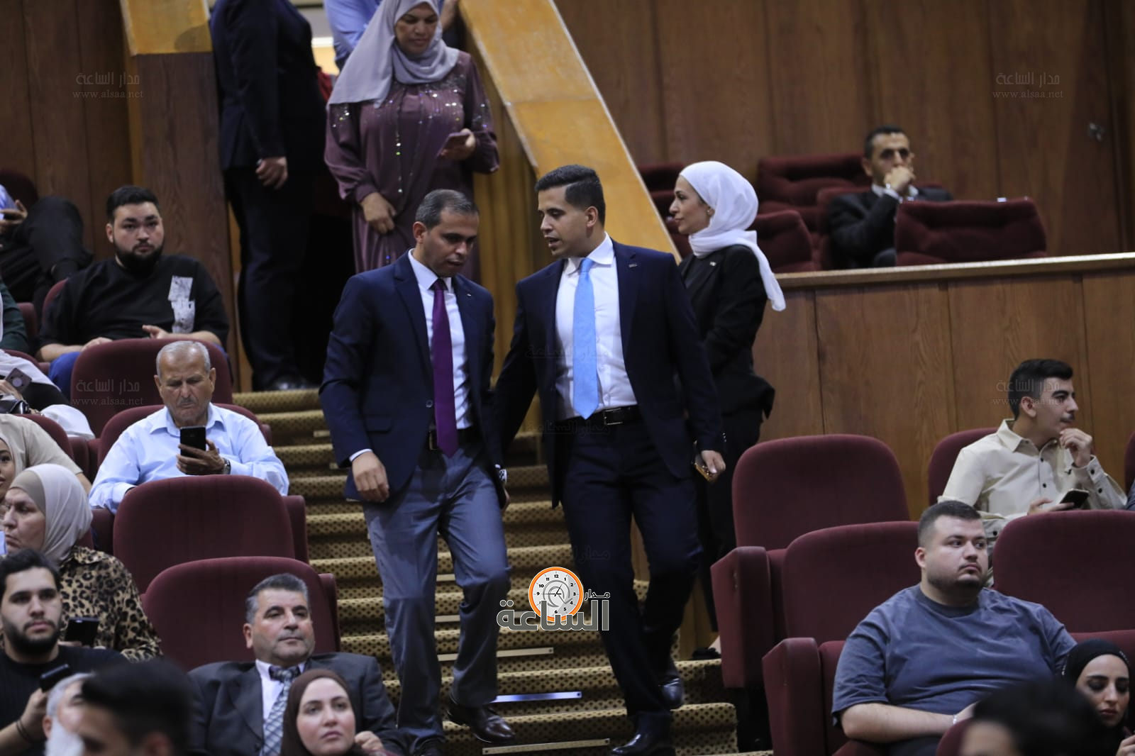 Madar Al-Saa Images 0.9340907440456111