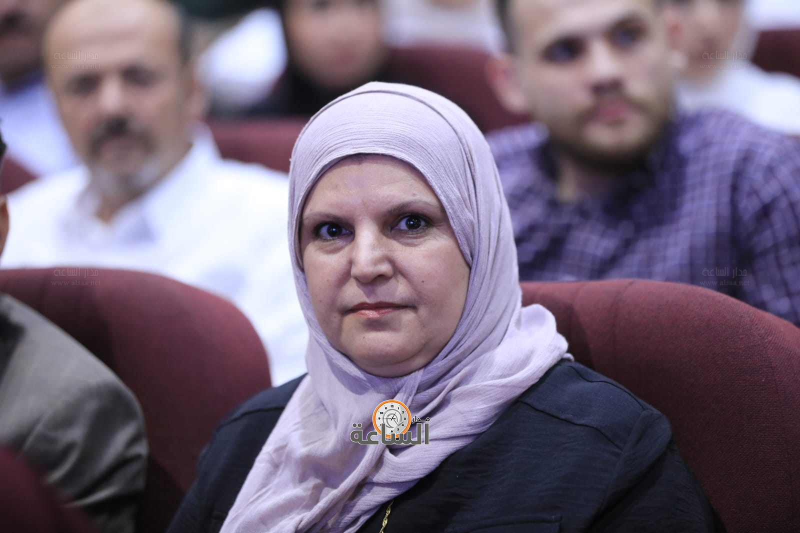 Madar Al-Saa Images 0.5158860240488184