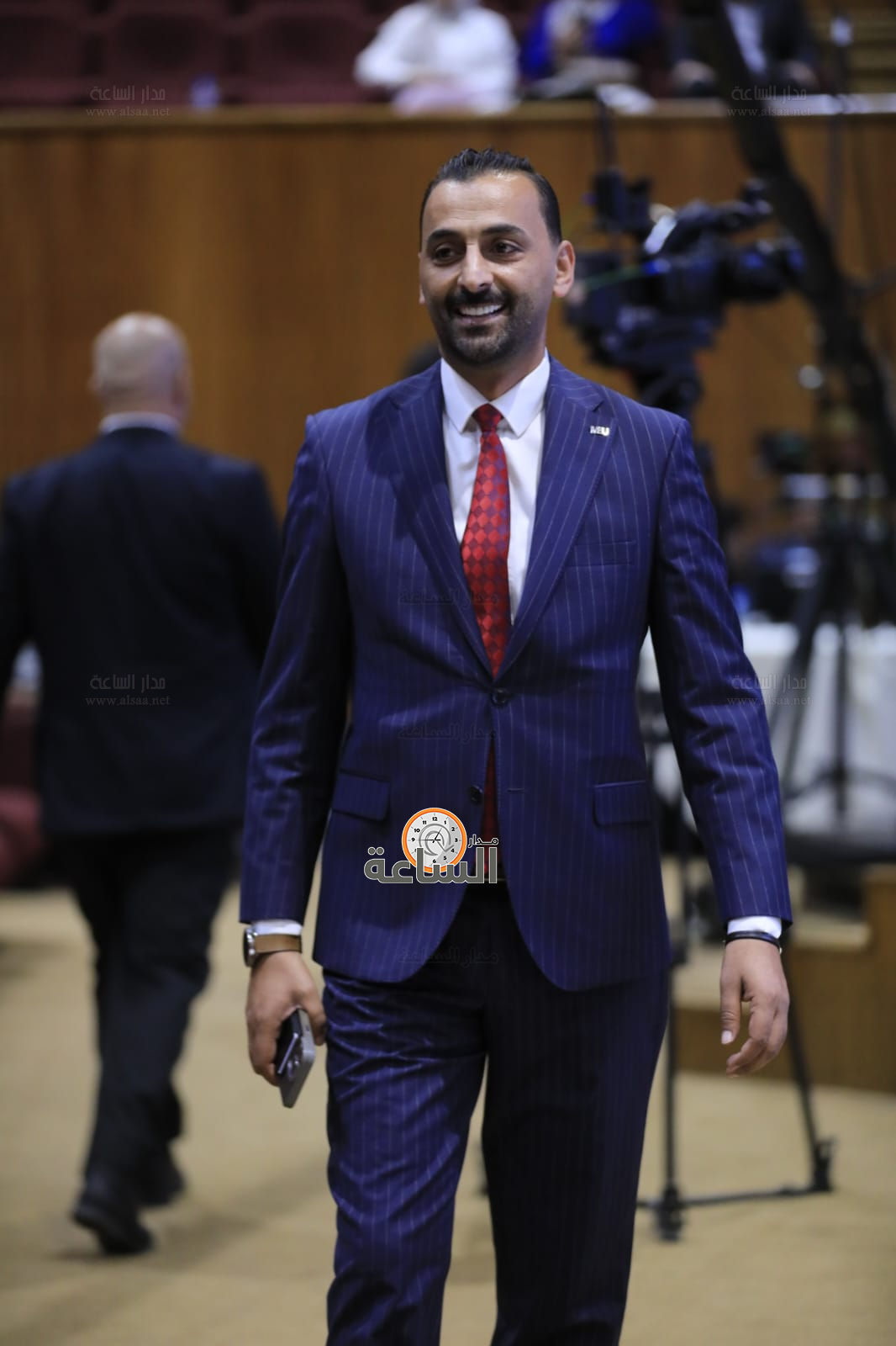 Madar Al-Saa Images 0.9801983295477134