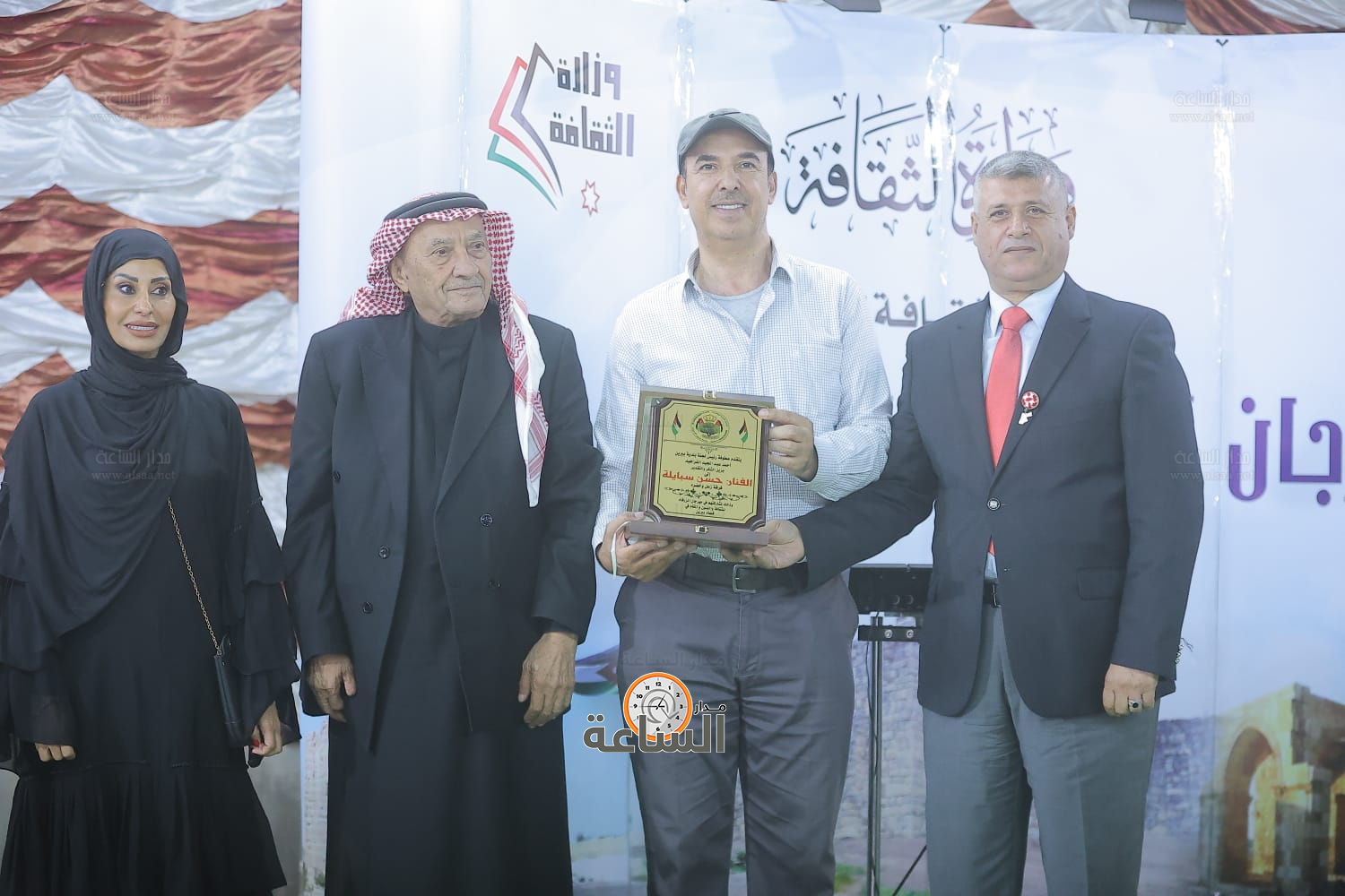 Madar Al-Saa Images 0.46478750370129607