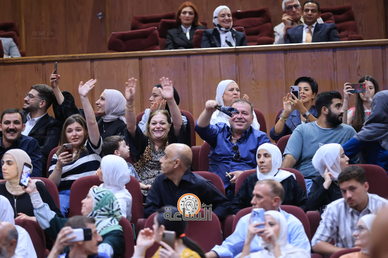 Madar Al-Saa Images 0.4057592452767975