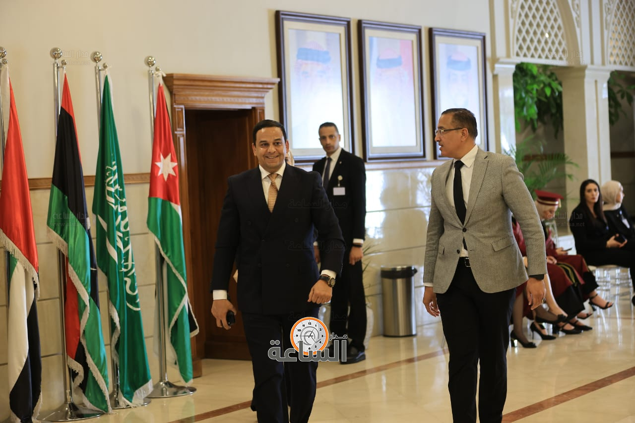 Madar Al-Saa Images 0.9995066070984361