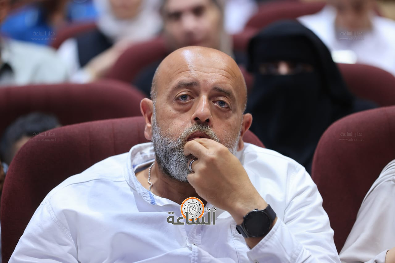 Madar Al-Saa Images 0.44291992150194925