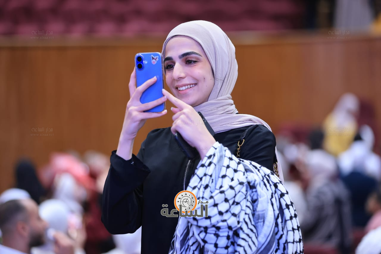 Madar Al-Saa Images 0.4008488208099835