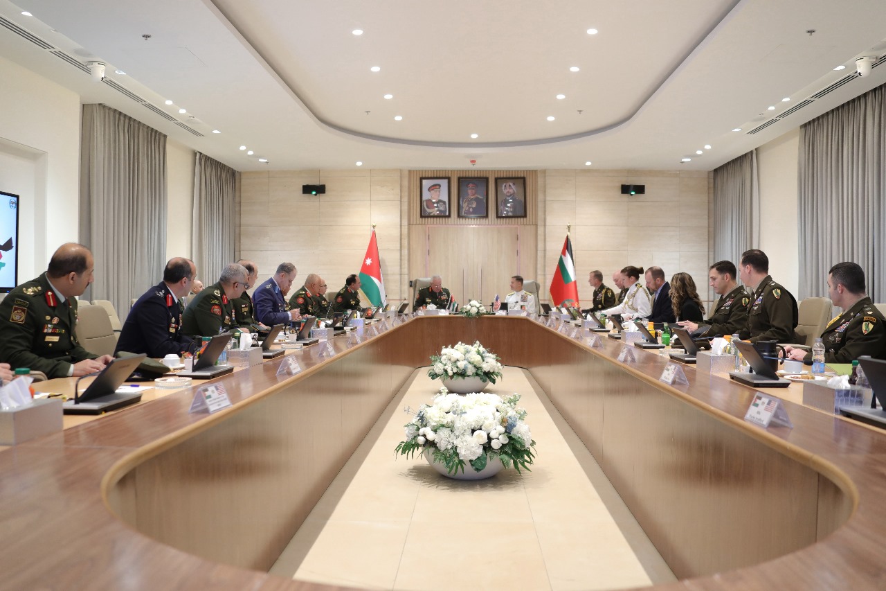 Madar Al-Saa Images 0.8014762112200474