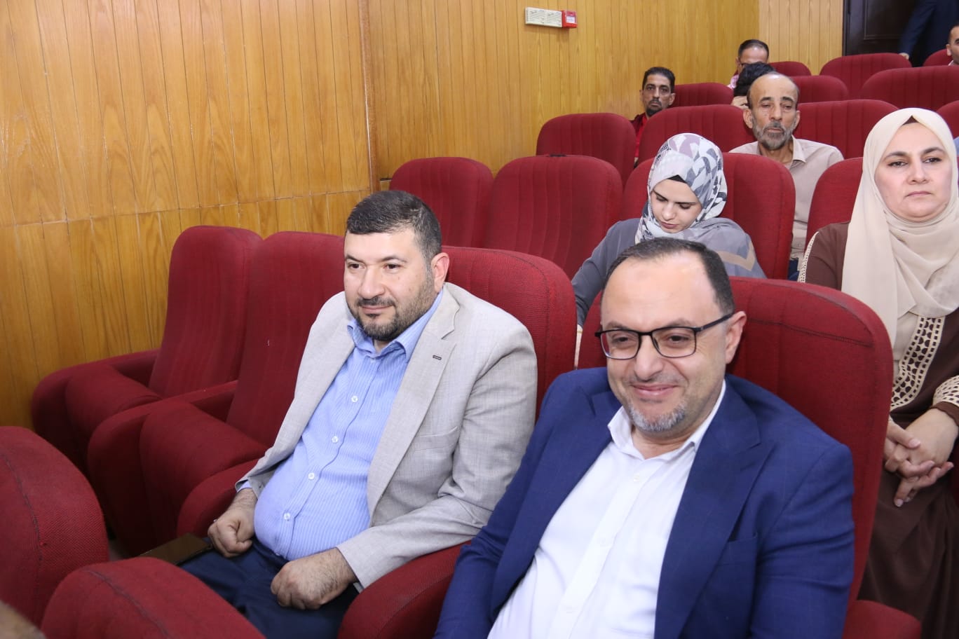 Madar Al-Saa Images 0.6191967589567492